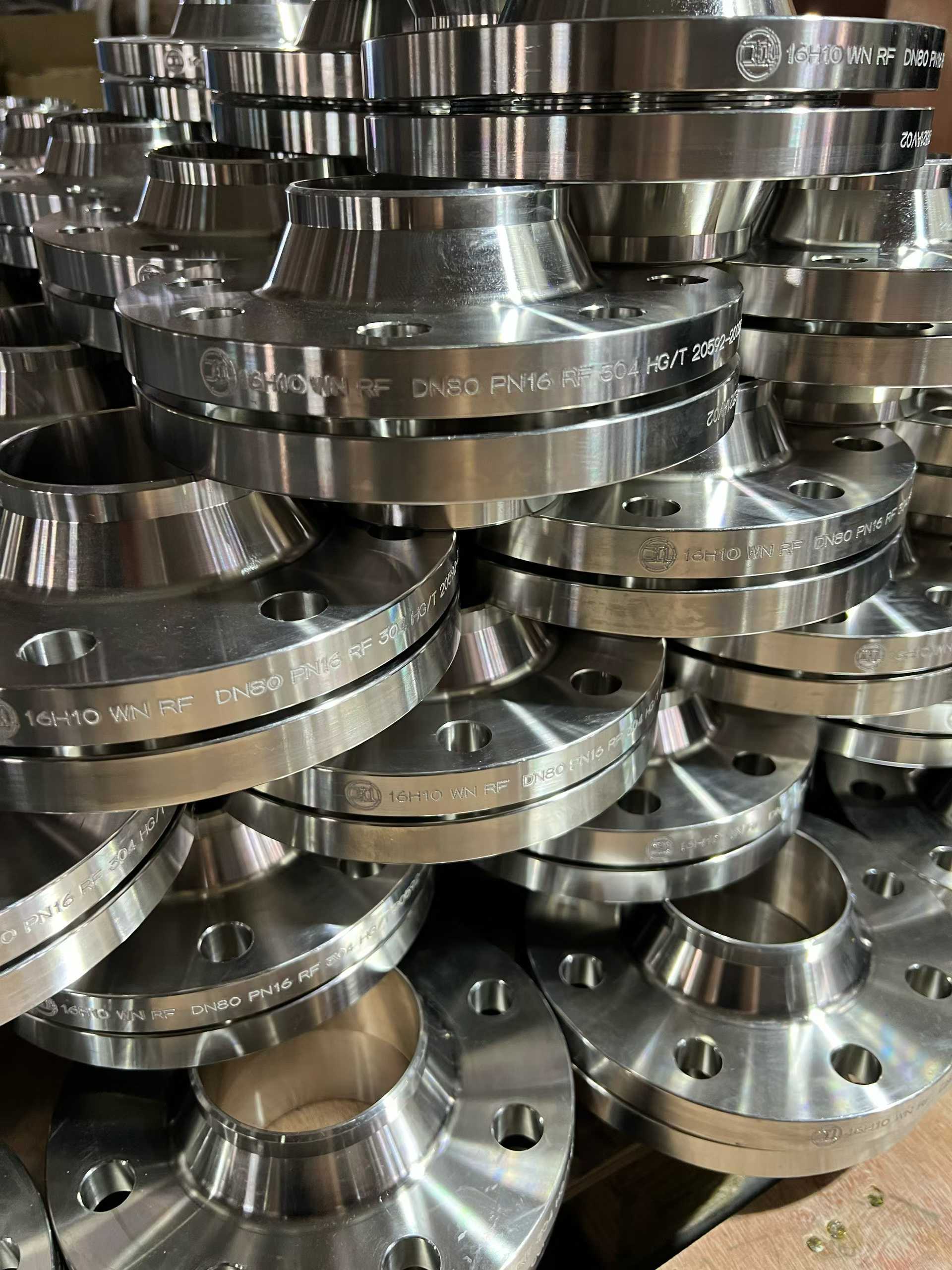 Custom drawing flange